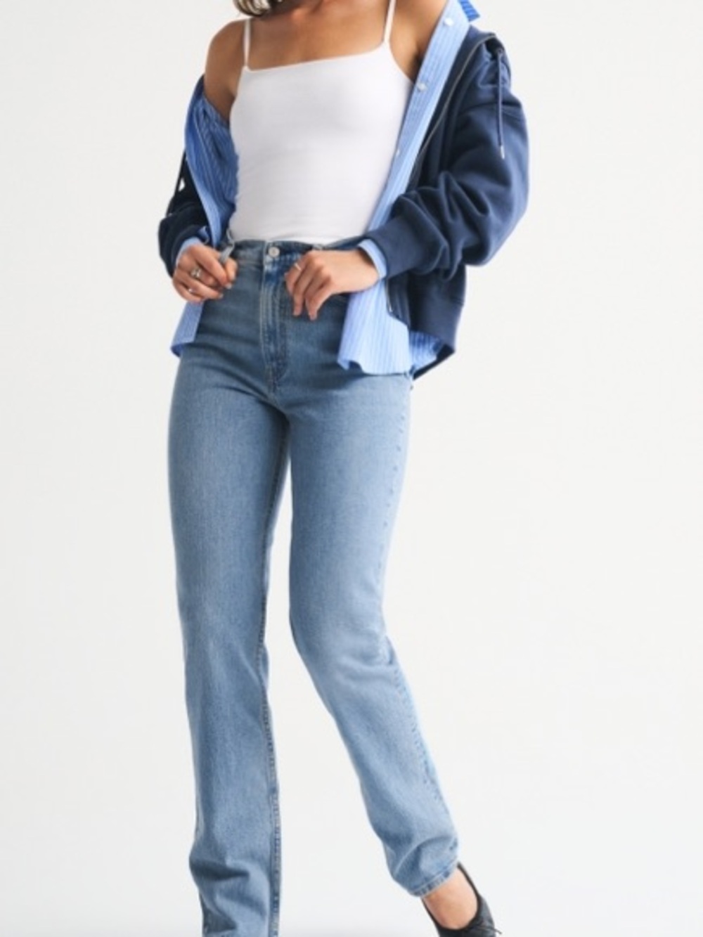 Abercrombie & Fitch 90’s Slim Straight Ultra High Rise Long Denim Jeans